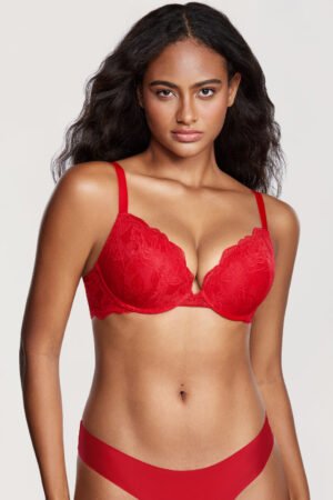Lacy Underwire Plunge Push Up Bra
